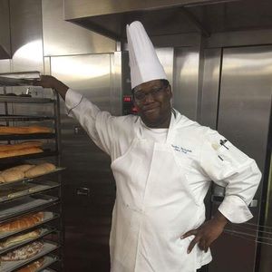 Meet your Posher, Charles